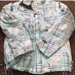 Columbia Omni tech women’s Large coat